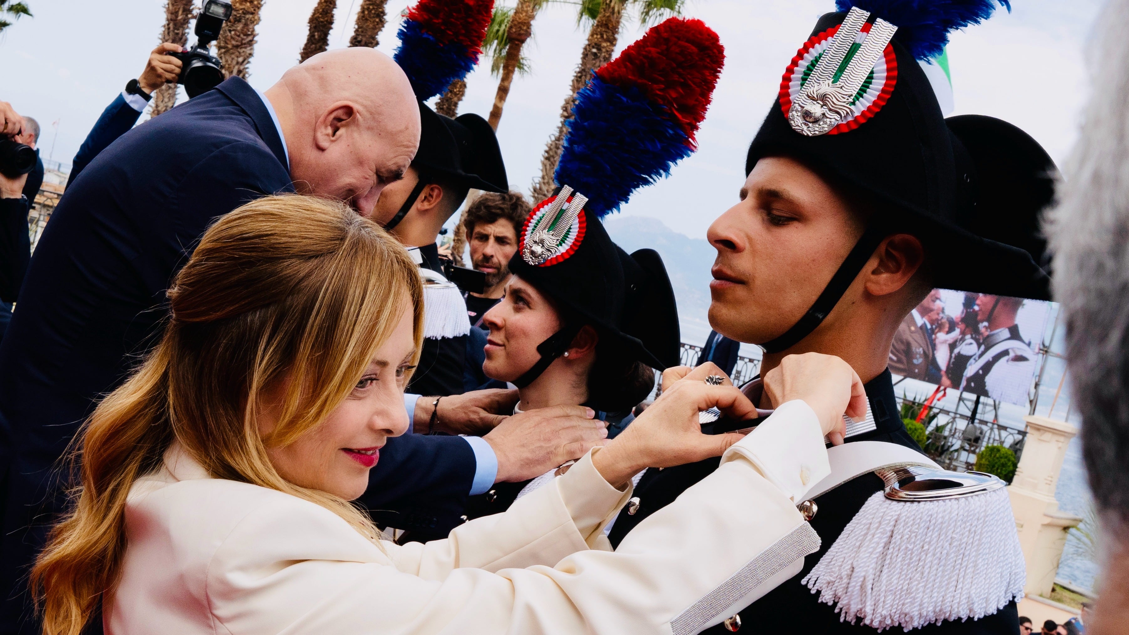 Meloni costretta a saltare vertice in Montenegro e l'opposizione va subito all'attacco