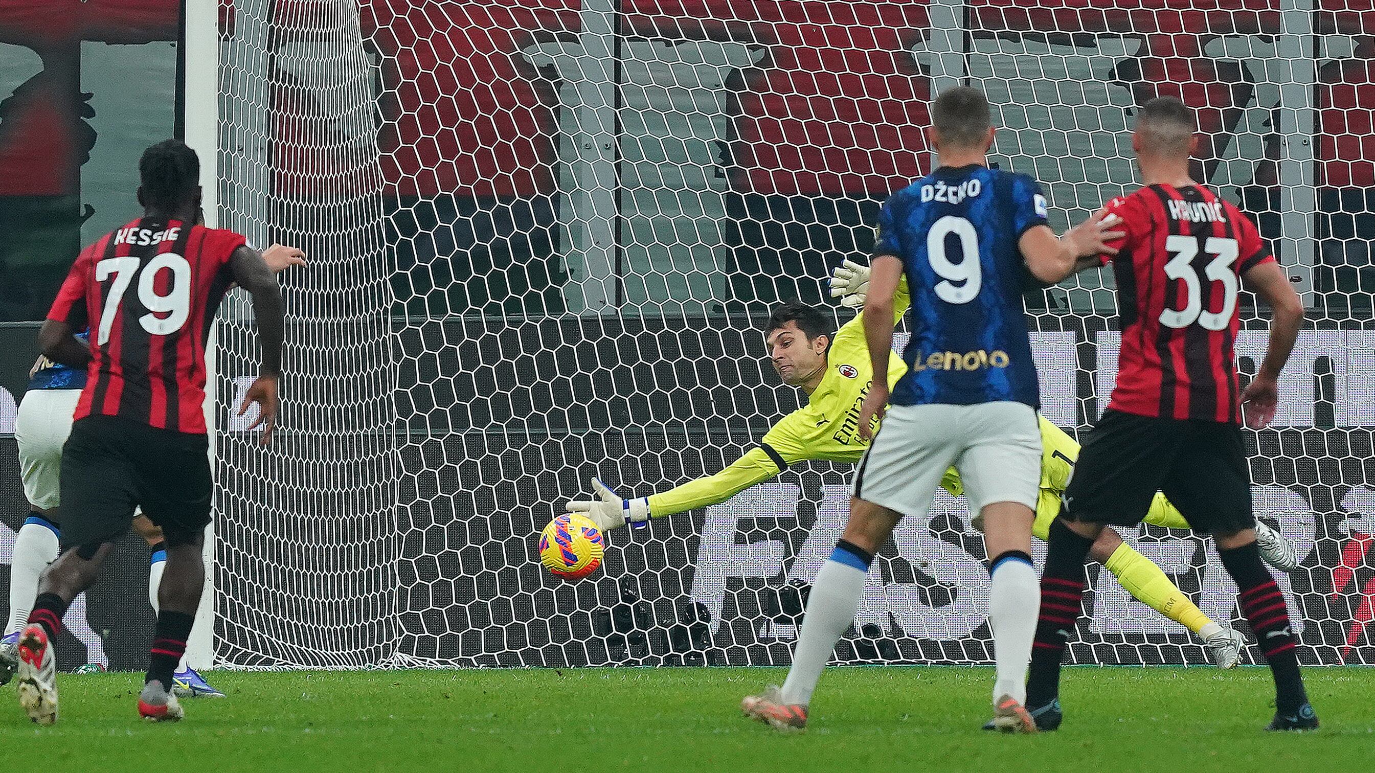 Tatarusanu rivela: "Ecco perché ho parato il rigore di Lautaro..."