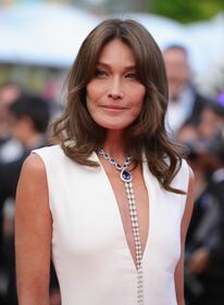 Carla Bruni e Bella Hadid 11