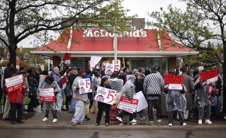 Fast food e salari da fame, la protesta è mondiale 7
