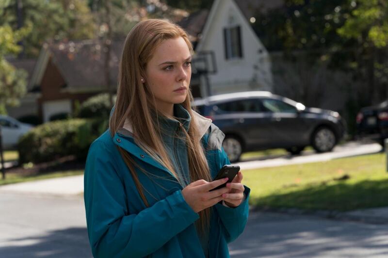 The-Girl-from-Plainville-serietv2