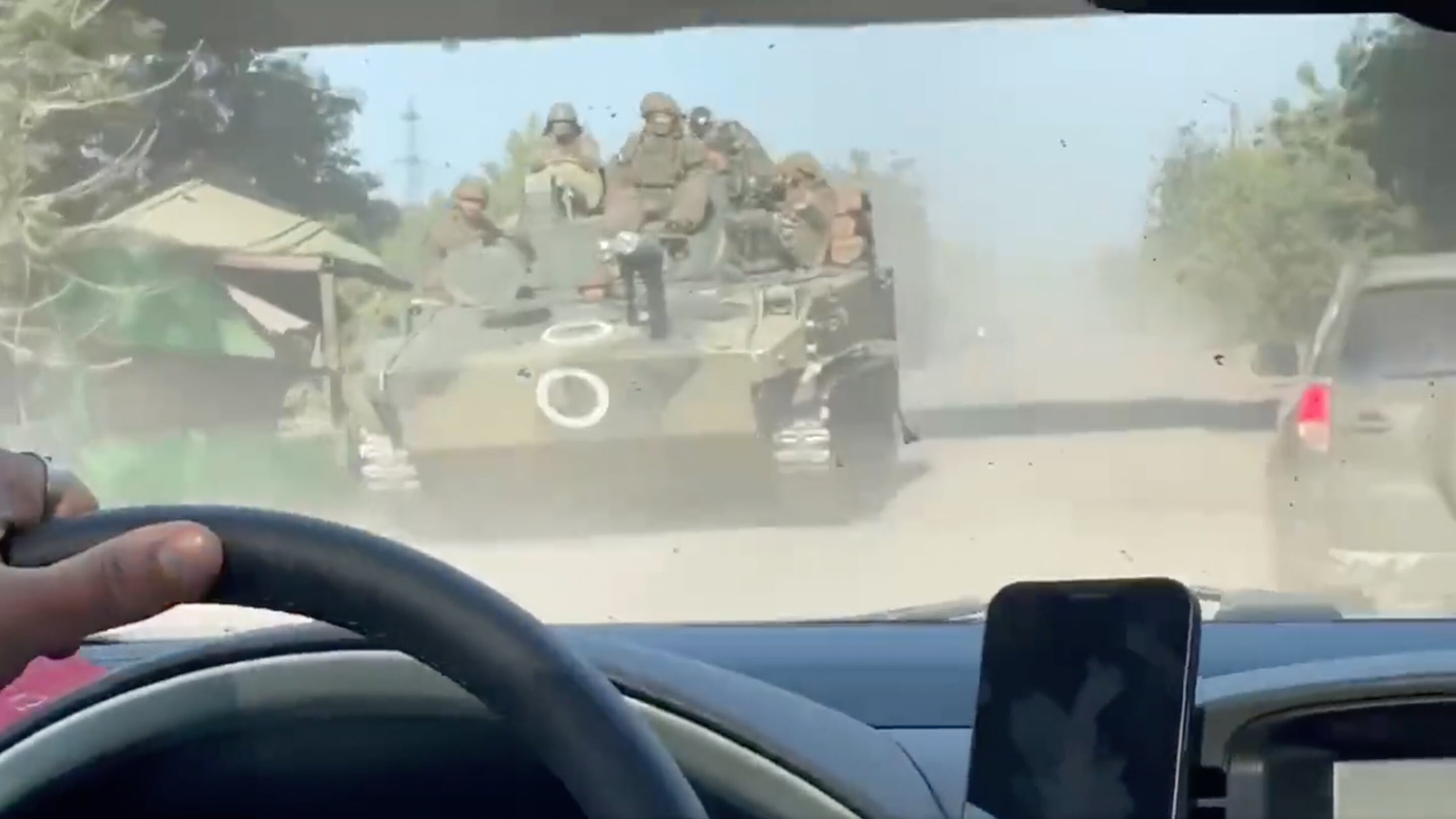 In Ucraina spuntano i tank con la lettera "O": ecco cosa significano