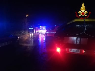Vigili del fuoco in azione a Cesena, nubifragi a Rimini e Ravenna 5