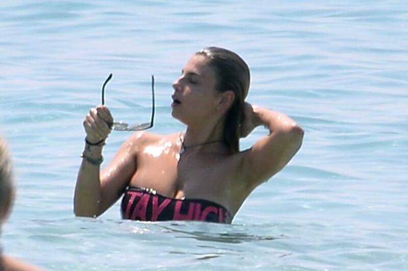 Emma Marrone, le foto sexy 14