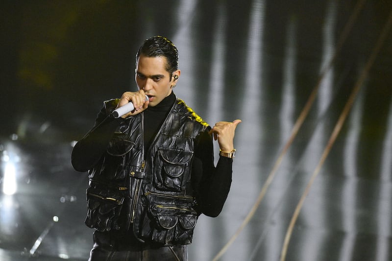 Sanremo 2024: ecco il look della prima serata del Festival di Mahmood 9