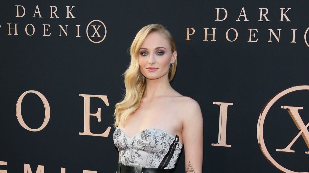 Sophie Turner, da Il Trono di Spade alla serie tv thriller Survive