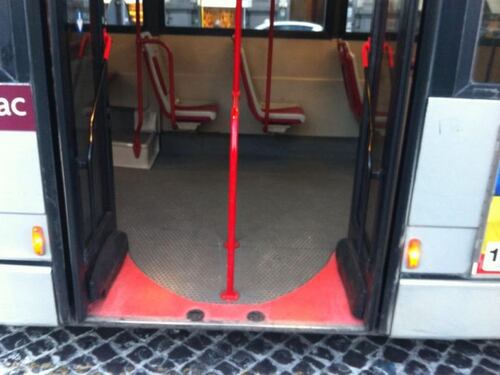 Palermo, conducente autobus aggredito dal branco