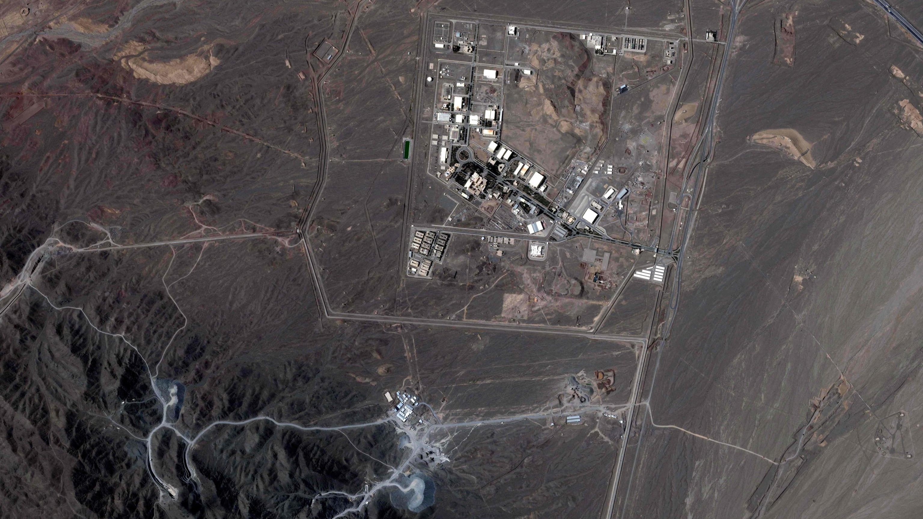 Ma per i report "top secret" Teheran ha spostato i 400 kg di uranio