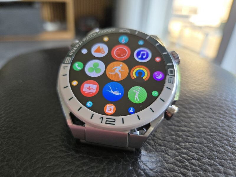Huawei Watch Ultimate Green Edition: guarda tutte le foto 9