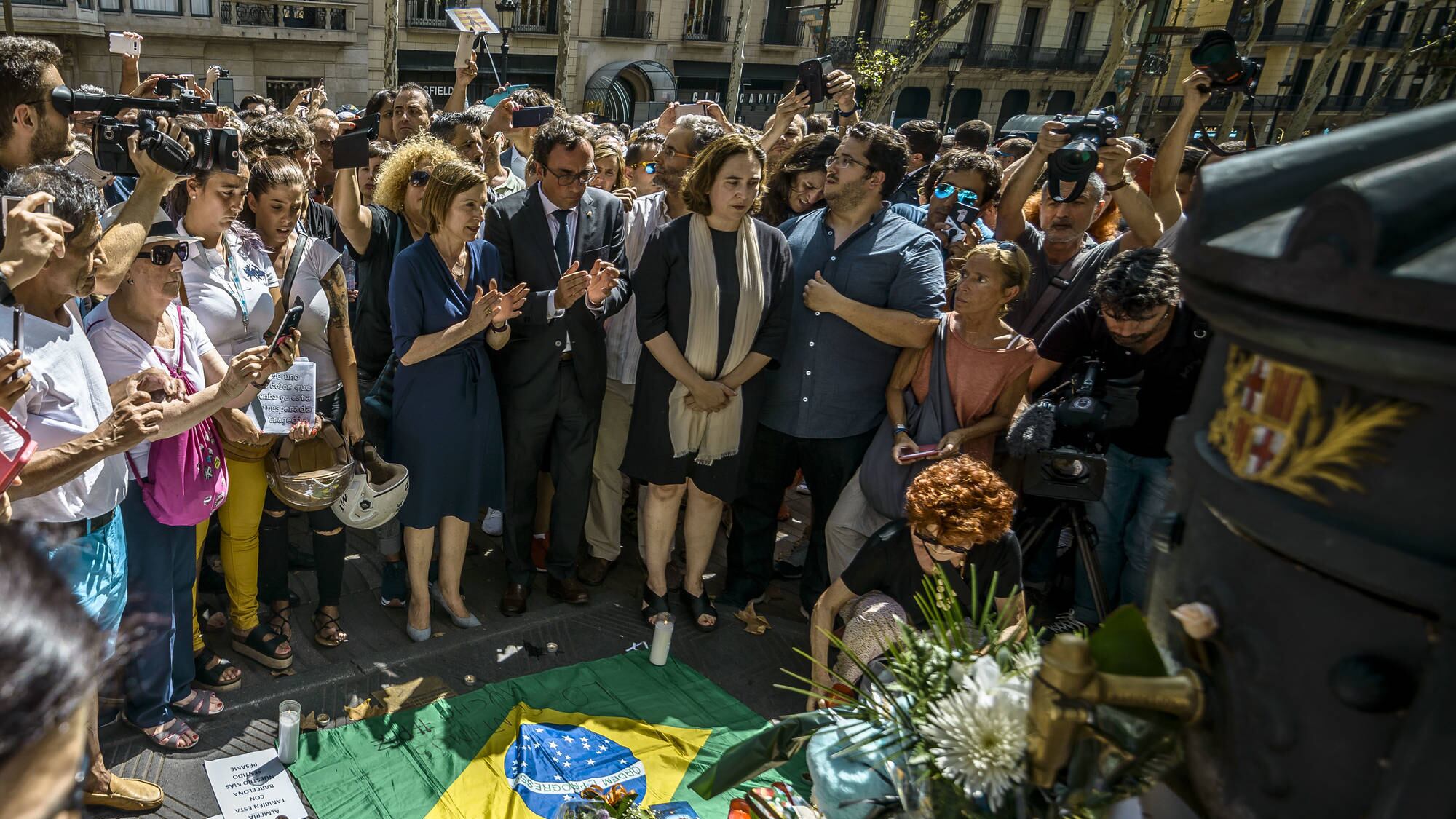 Colau, la sindaca pasionaria "Meglio i profughi dei turisti"