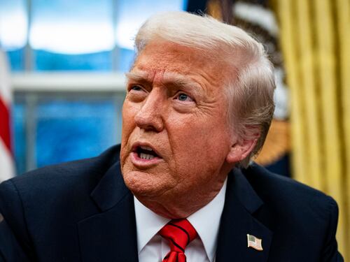 Trump annuncia: "Dazi per riportare giustizia"