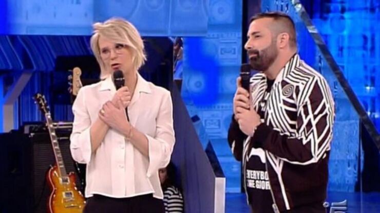 Amici, Tommassini cambia tutto: "Sarà in diretta e via le tute"