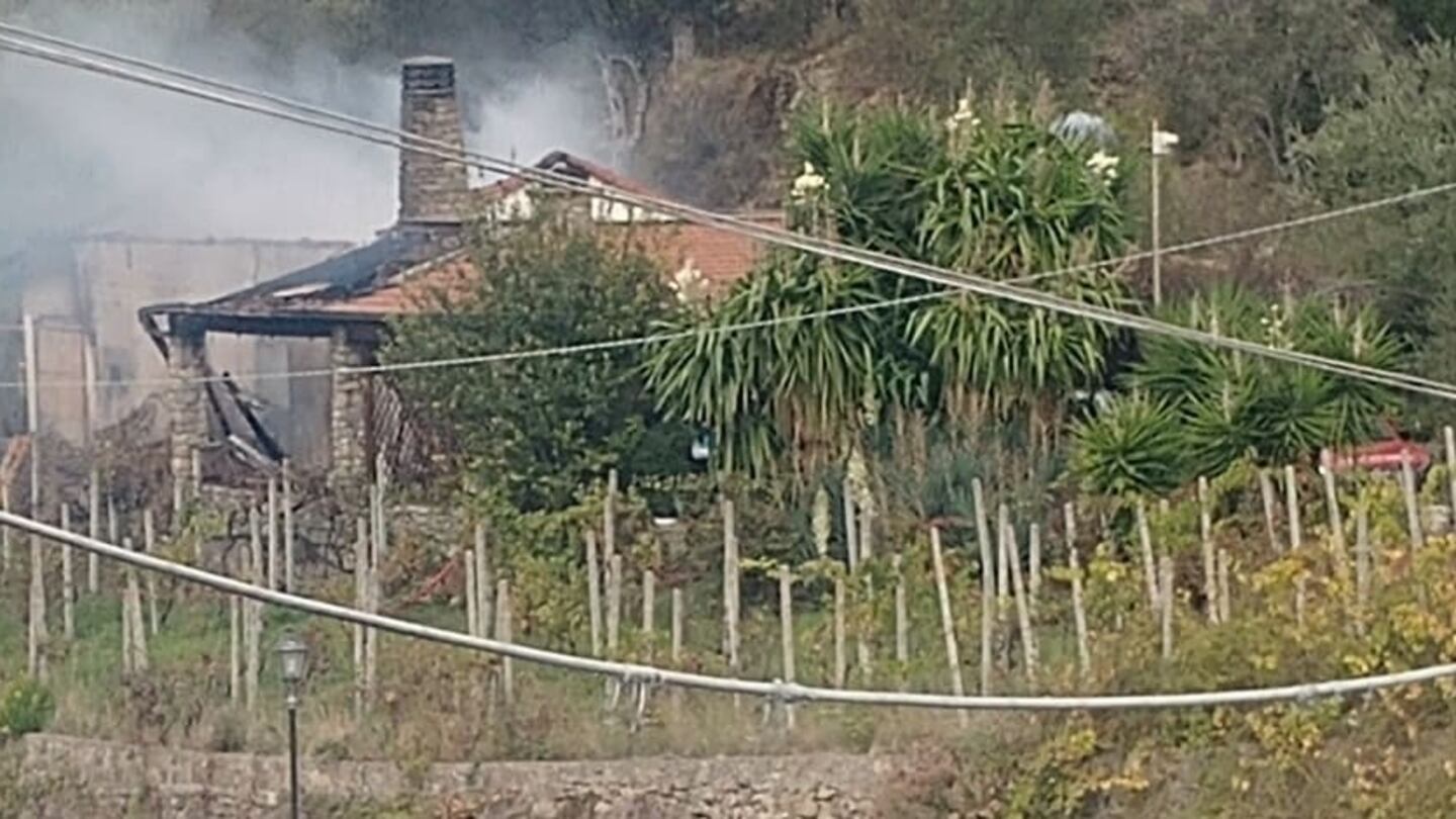 Muore carbonizzato nell'incendio della propria casa nell'Imperiese