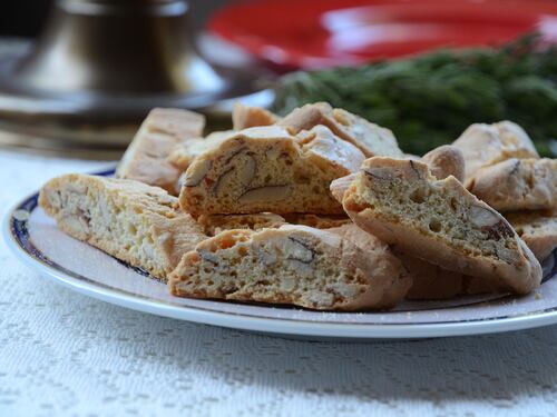 Cantucci alle mandorle: come prepararli per i nipoti