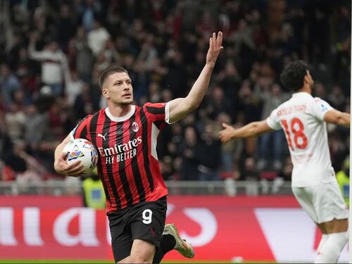 Partenza scellerata e costretto a inseguire: il Milan pareggia con la Fiorentina
