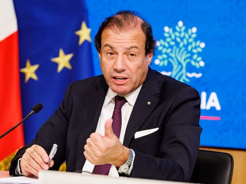 Obiettivo Irpef: ridurre l'aliquota al 33%. Leo: "Soglia di reddito? Speriamo 60mila"
