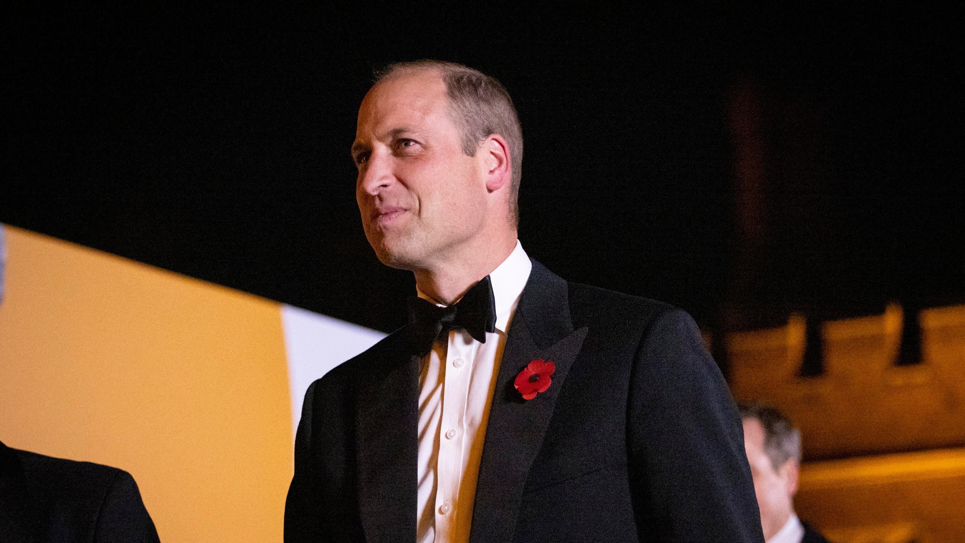 “The Crown” 5: William dipinto come un bambino triste e malinconico