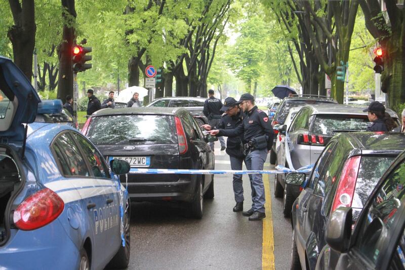 Milano, sparatoria in centro: paura a Porta Romana 11
