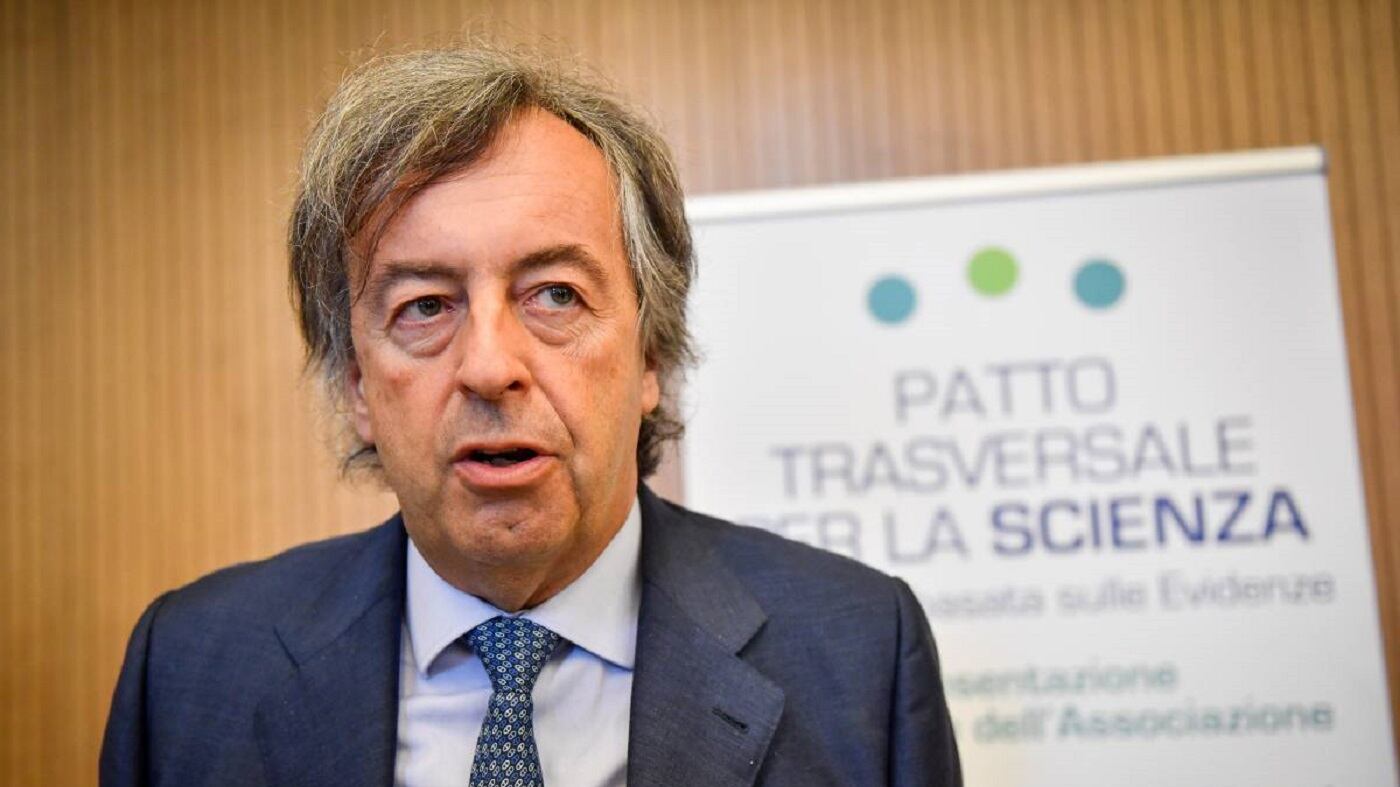 Burioni ridicolizza una ragazza leghista. "È bodyshaming, Fazio lo allontani dalla tv"