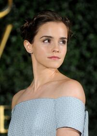 Emma Watson, sexy Bella sul red carpet 59