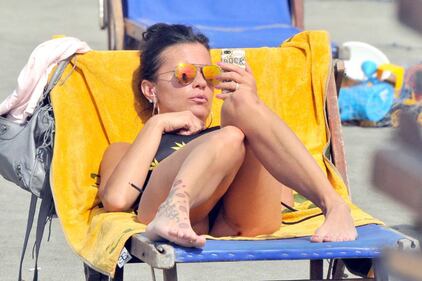 Antonella Mosetti selfie hot in bikini 14