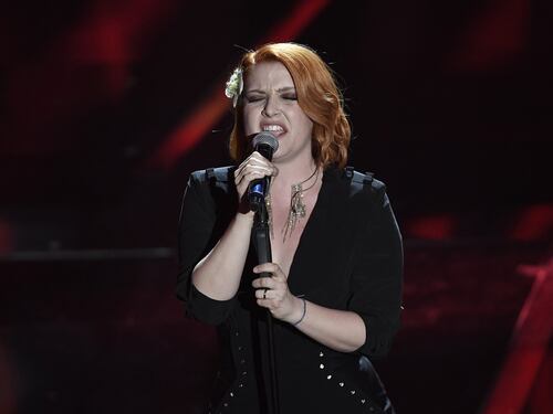 Sanremo, Noemi insulta poliziotto. E viene denunciata per oltraggio