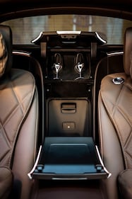 Mercedes-Maybach EQS SUV: guarda la gallery 31