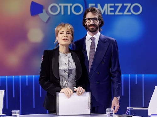 Leonardo Del Vecchio dalla Gruber: "Mi piace l’Italia di questi tre anni e mezzo di governo. Io sempre per la stampa libera"
