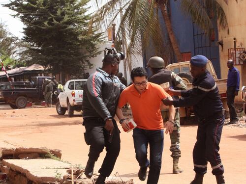 Mali, jihadisti in hotel di lusso "Liberano chi recita il Corano"