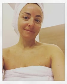 Camila Raznovich: topless sexy in barca 27
