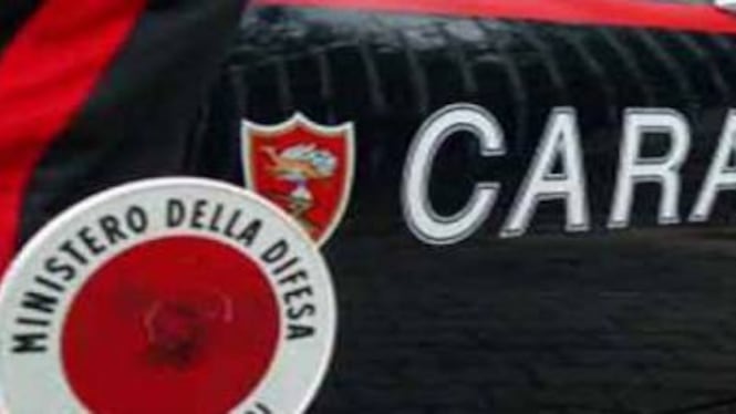Dopo insulti e minacce, cerca di investire la ex compagna