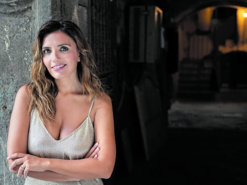 "Da magra ero infelice. In scena corteggio Napoli"