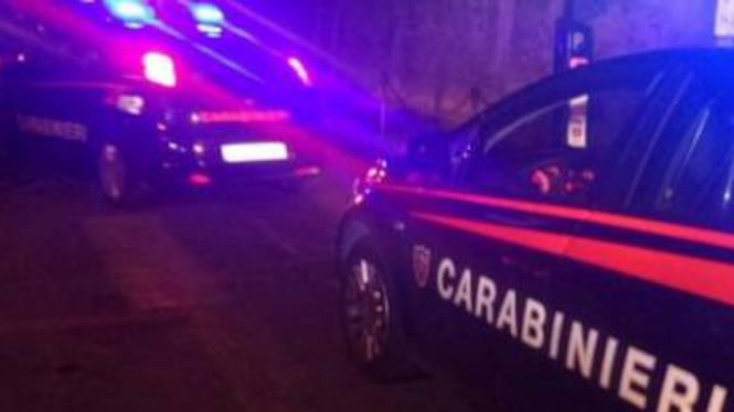 Faenza, vede i carabinieri e ingoia droga: denunciato marocchino