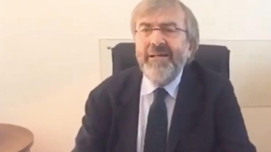 "Pronto? Qui non sento nulla..." Un altro scivolone di Zuccatelli