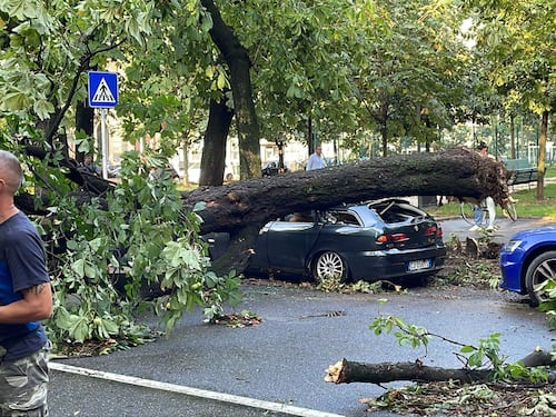 Milano devastata da un nubifragio