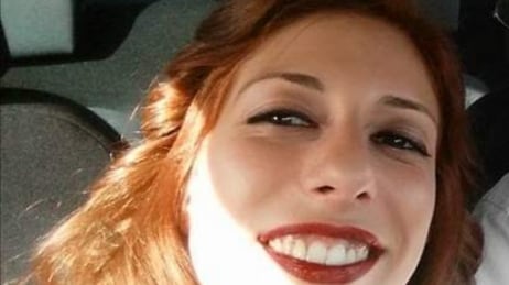 Presa a sassate da clandestino mentre guida: Alice perde un occhio