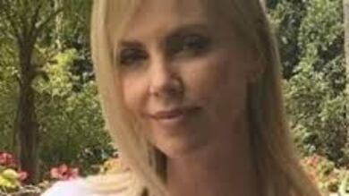 Charlize Theron scherza su una relazione a tre con Nicole Kidman e Margot Robbie