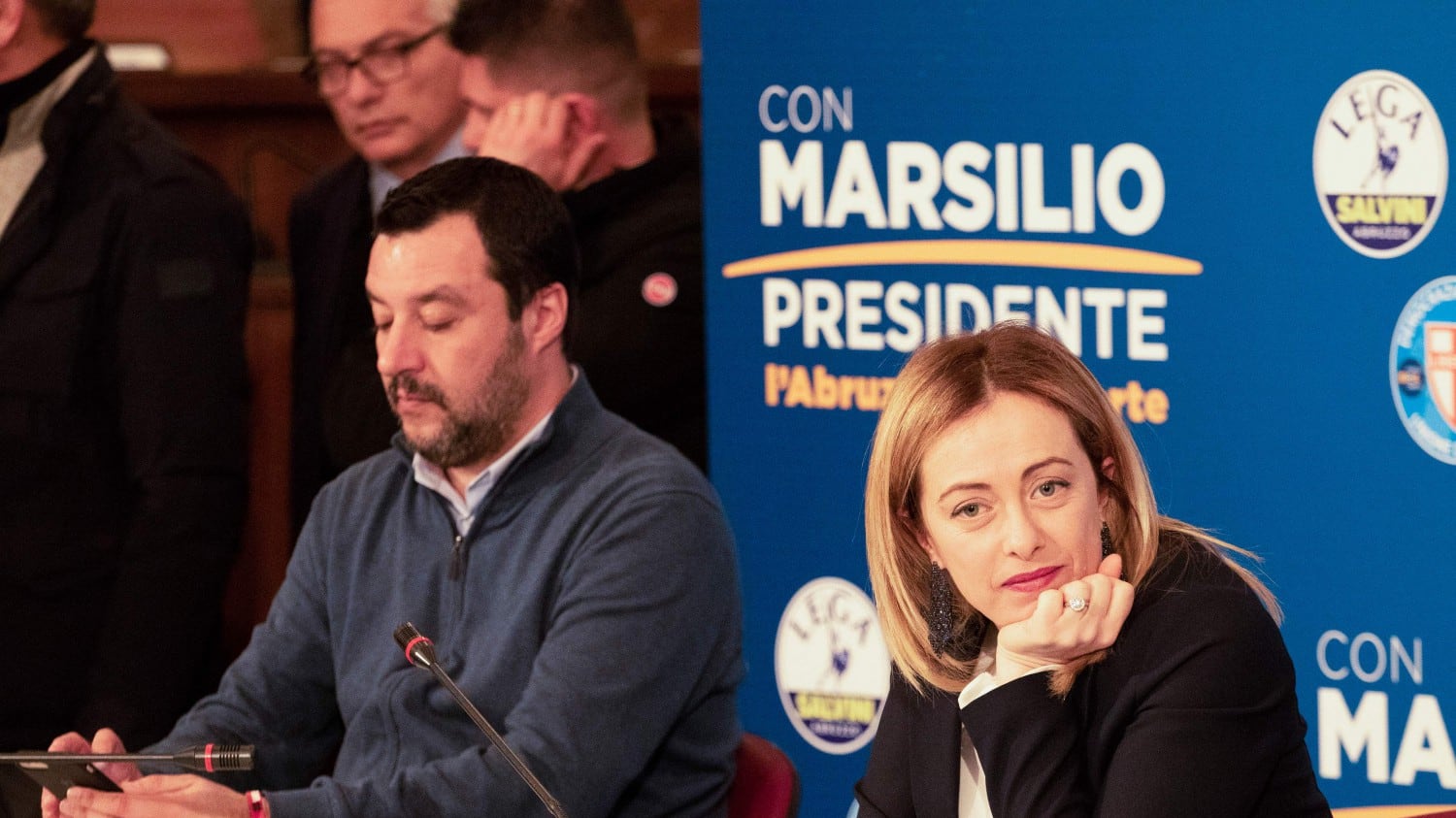 La Meloni lancia messaggi: "La Lega con i 5 stelle? È lontana dal 'Prima gli italiani'"
