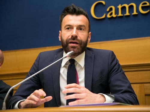 Omotransfobia, ok al testo. Fdi-Lega: legge liberticida