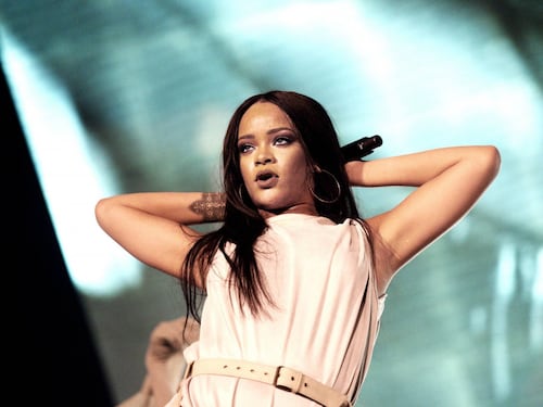 Rihanna, oltre al pop c'è di più: così il suo show sfida Beyoncé