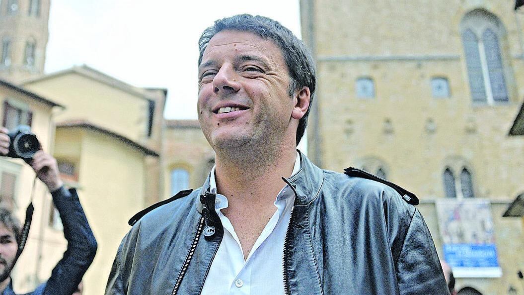 Primarie Pd, Renzi si prenota "Chi vince corre da premier"