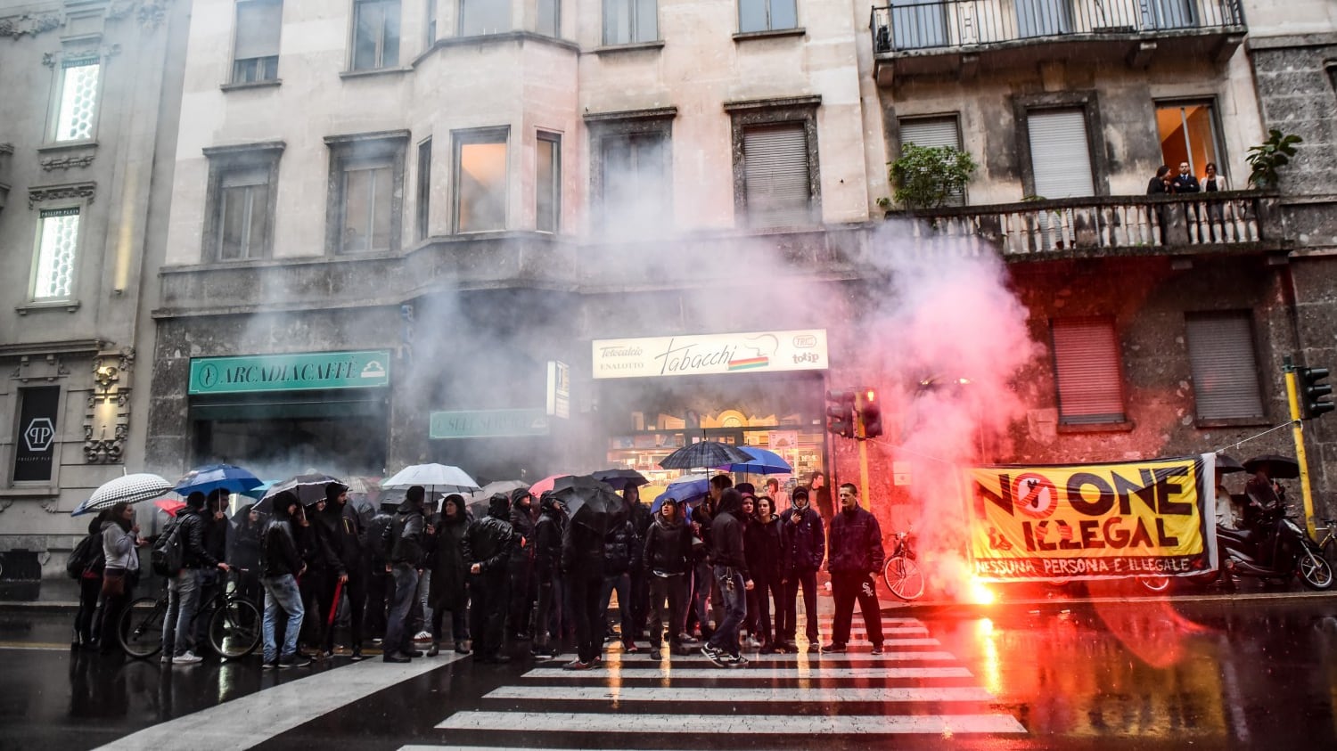 Blitz migranti, Majorino e sinistra protestano