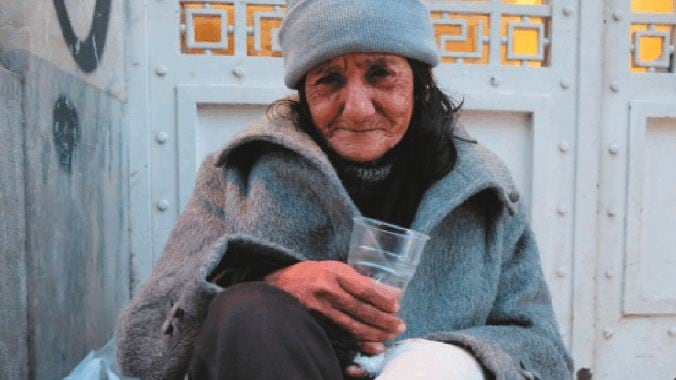 Greci alla fame: troppo poveri persino per ereditare