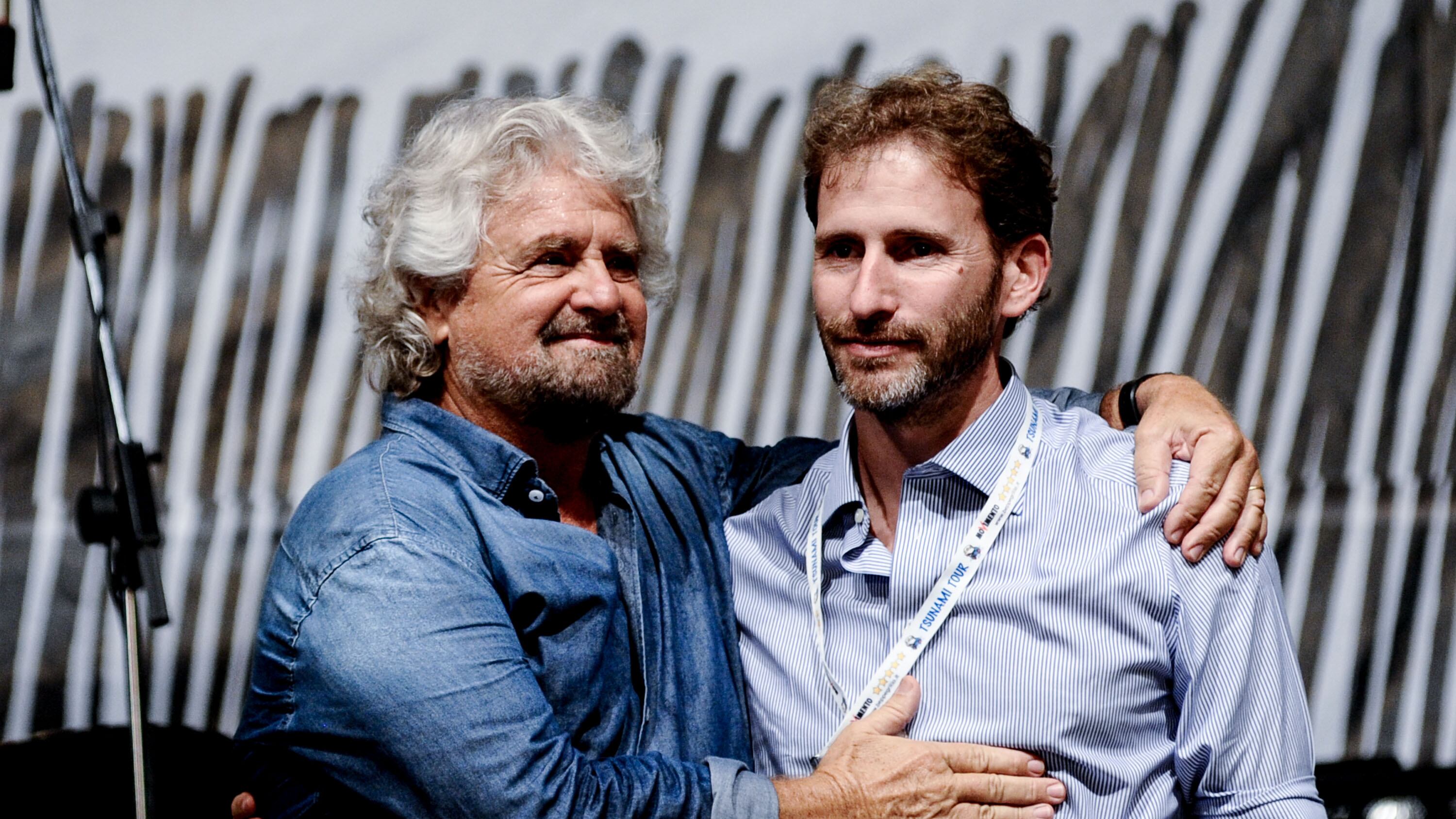 Soldi a Grillo e Casaleggio. L'Anti frodi indaga sui big