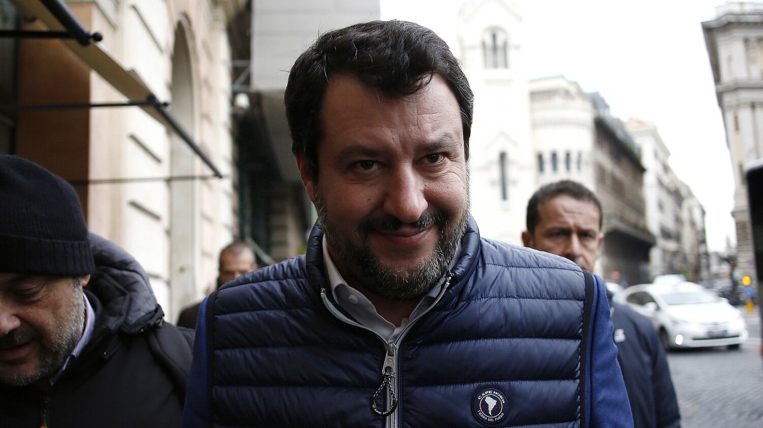 Open Arms all'attacco di Salvini: "Rinunci all'immunità"
