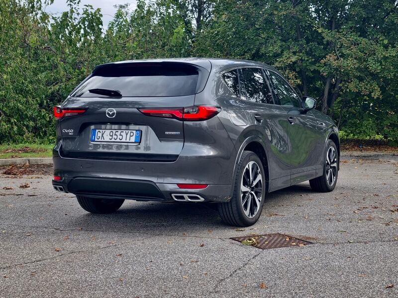 Mazda CX-60 PHEV: la gallery fotografica del nuovo suv plug-in giapponese 12