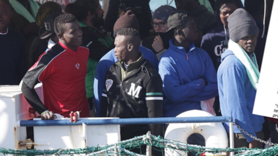 Sea Watch, Salvini arma Conte: "Adesso intervenga l'Olanda"