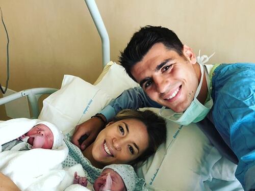 Morata diventa papà di due gemelli: "Il giorno più bello della mia vita"