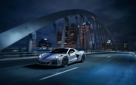 Corvette E-ray, la prima ibrida V8: guarda le foto 3