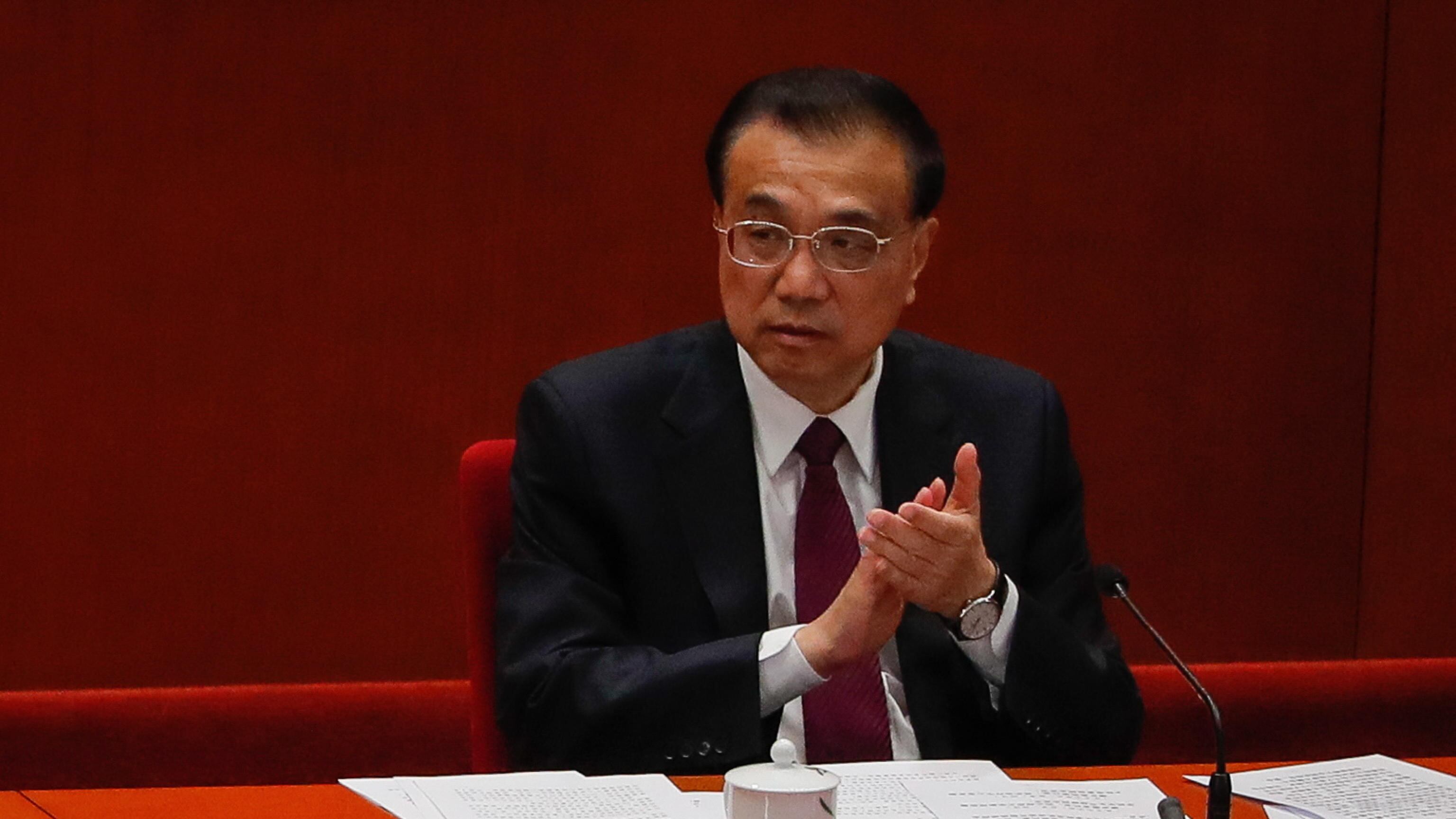 "Stroncato da un infarto improvviso". Morto l'ex premier cinese Li Keqiang: era l'alter ego di Xi